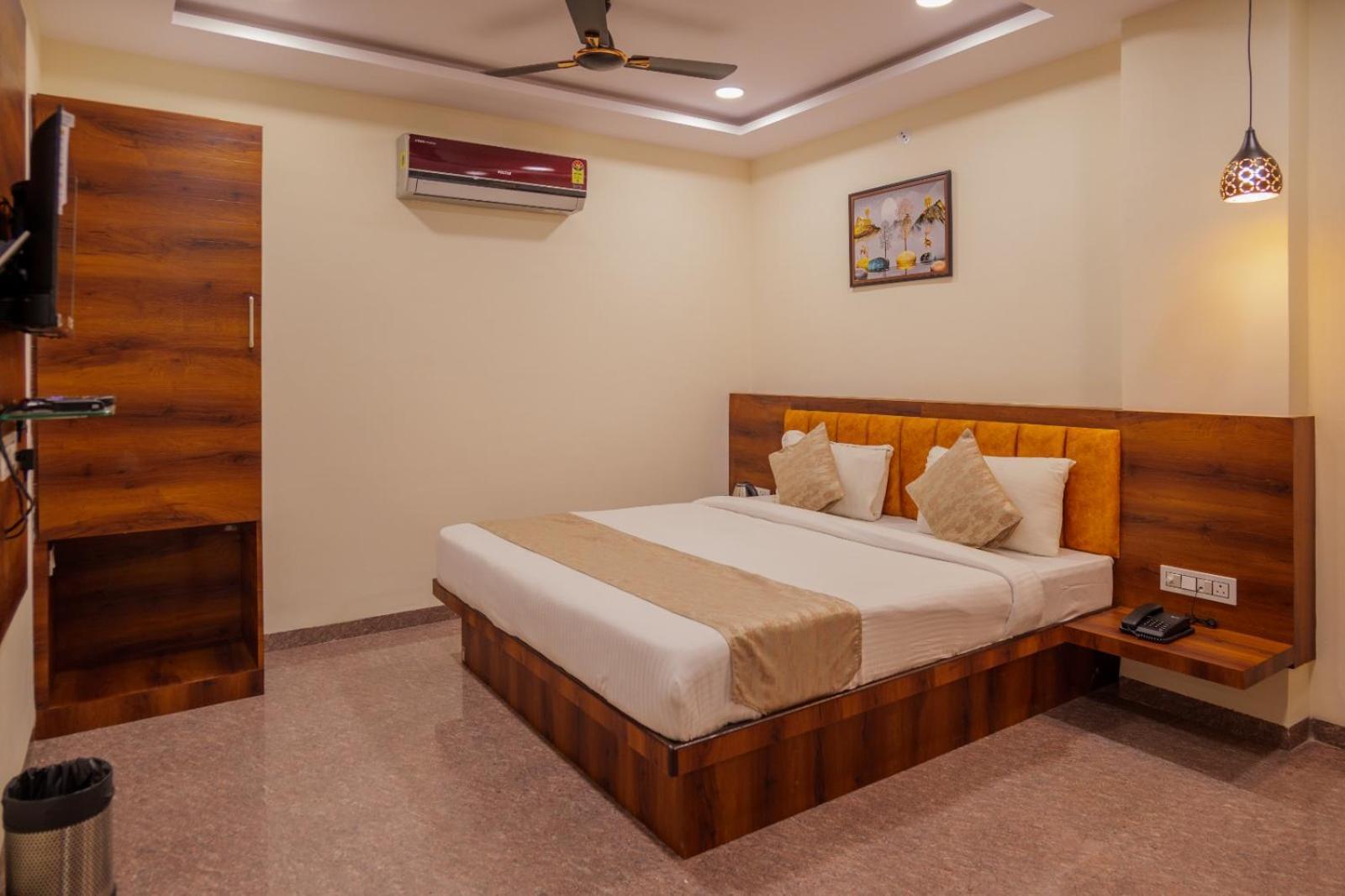 Hotel Dream 3*